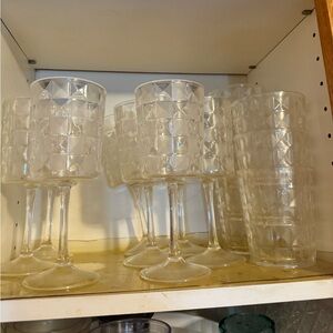 Vintage Clear Checkered Plastic Cup Set